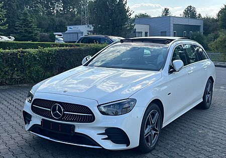 Mercedes-Benz E 300 E 300de T AMG Facelift Panorama AHK Widescreen