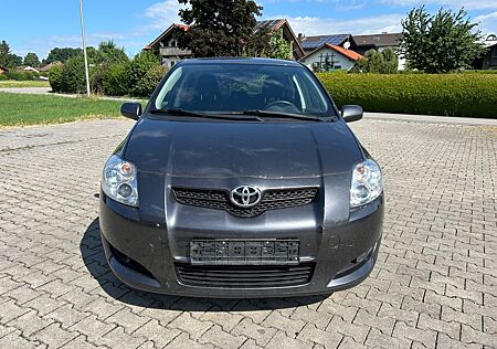Toyota Auris Sol