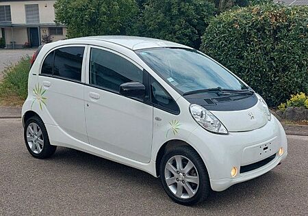 Peugeot iOn Active