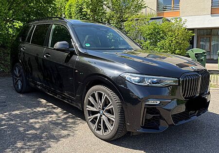 BMW X7 M50i M-Paket Carbon Sitzbel. 6Sitzer