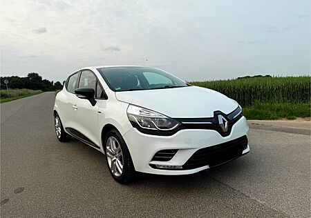 Renault Clio 1.2 16V 75