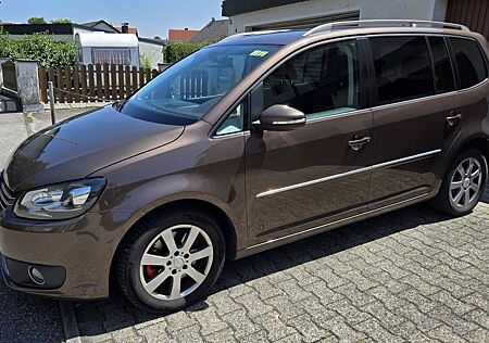 VW Touran Volkswagen 1.4 TSI 125 kW DSG Highline Highline