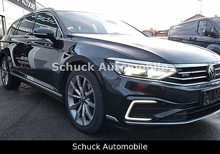 VW Passat Variant Volkswagen Passat GTE Digital Matrix LederAlcantara AHK Kam