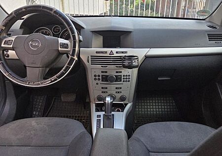 Opel Astra Caravan 1.8 ECOTEC Automatik -