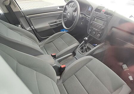 VW Golf Volkswagen 1.9TDI 74 kW Trendline Variant Trendline