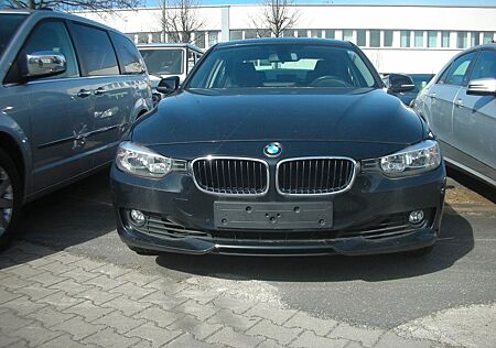 BMW 320 Sportpaket -Aut. 10900Netto 18Zoll Leder