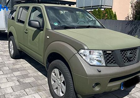 Nissan Pathfinder 2.5 dCi Comfort Comfort