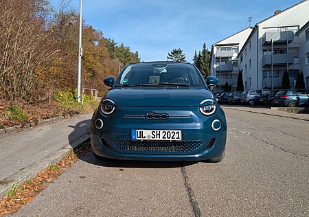 Fiat 500E Icon Cabrio Icon
