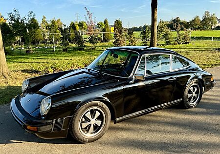 Porsche 911 Urmodell 911 2.7 Schiebedach Coupé
