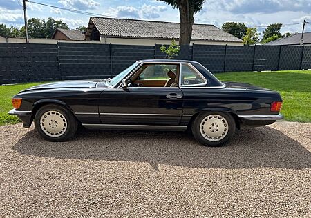 Mercedes-Benz SL 560