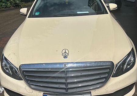 Mercedes-Benz E 200 d Autom. - Taxi Paket