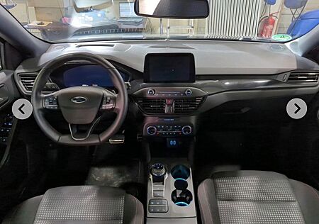 Ford Focus Turnier ST-Line X