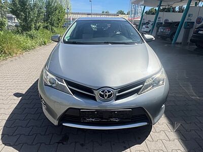 Toyota Auris Cool