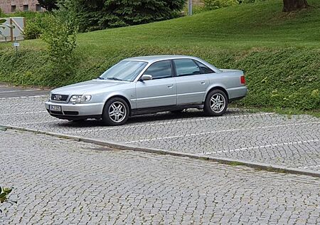 Audi A6 2.5 TDI 103kW -
