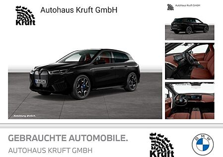 BMW iX xDrive40 SPORTPAKET+LAER+PANO SKY+AHK+KAMERA+