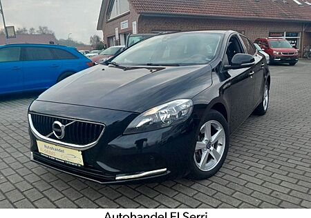 Volvo V40 Kinetic Navi,PDC,ALU,GJR,S-heizung++