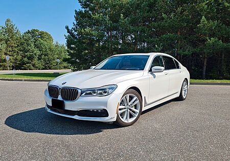 BMW 750Li xDrive Full LED