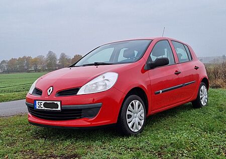 Renault Clio 3, Top gepflegt aus 2. Hand