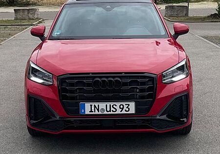 Audi Q2 TDI S-line/Navi/Pano/Ahk/R-Kamera/LED