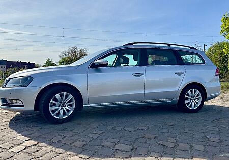 VW Passat Variant Volkswagen 2.0 TDI Comfortline BMT Varia...