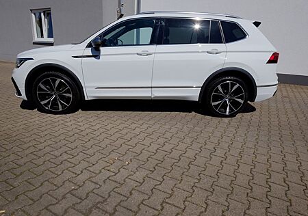 VW Tiguan Allspace Volkswagen 2.0 TDI R-Line 4Mo/Pano/20Z/AHK
