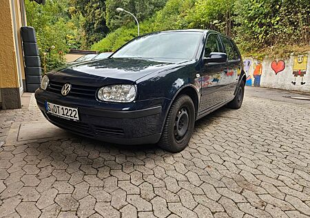 VW Golf Volkswagen 4 1.6 Automatik, Tüv Neu, Klima