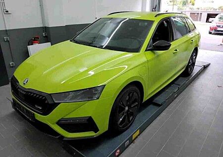 Skoda Octavia Combi RS iV 1.4 TSI VIRTUAL LED PDC DAB