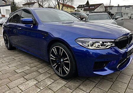 BMW M5 xDrive A