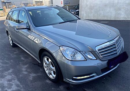 Mercedes-Benz E 250 E -Klasse T-Modell BlueEfficiency