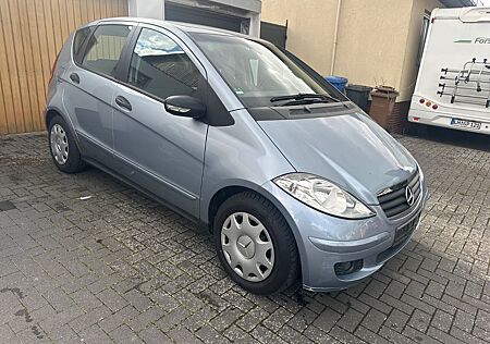 Mercedes-Benz A 150 CLASSIC Classic (TÜV NEU)