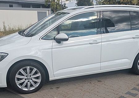 VW Touran Volkswagen 1.4 TSI Highline LED+Navi+Panora
