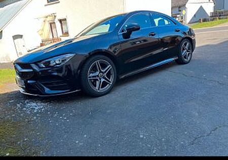 Mercedes-Benz CLA 200 d 4MATIC DCT -