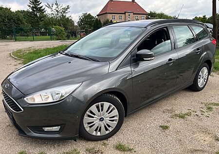 Ford Focus Turnier Trend TÜV& Service Neu