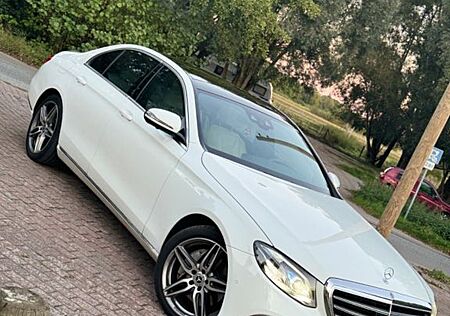 Mercedes-Benz E 350 d Top Ausstattung burmester