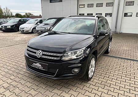 VW Tiguan Volkswagen 2.0 TDI DSG 4x4*PDC*Nav*AHK*SitzH*
