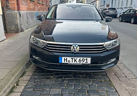 VW Passat Volkswagen 2.0 TDI SCR 140kW DSG Highline Highline