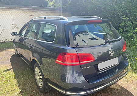 VW Passat Variant Volkswagen 2.0 BlueTDI Highline Variant ...