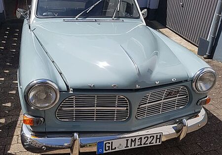 Volvo Amazon 4türig Stahlschiebedach