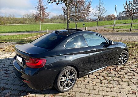 BMW 240 M240i xDrive Steptronic Coupé -