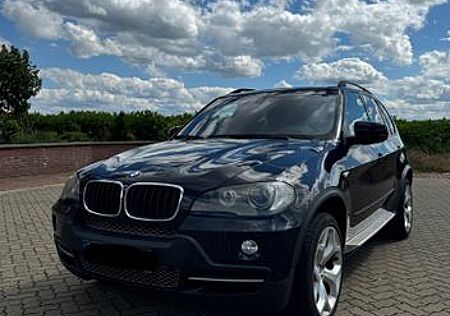 BMW X5 7 Sitzer 3.0d sehr gute Ausstattung