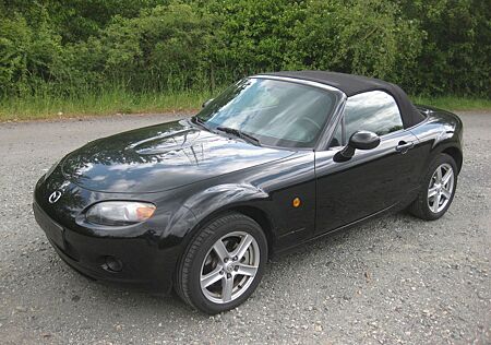 Mazda MX-5 NC 1.8 MZR mit Gebrauchspuren