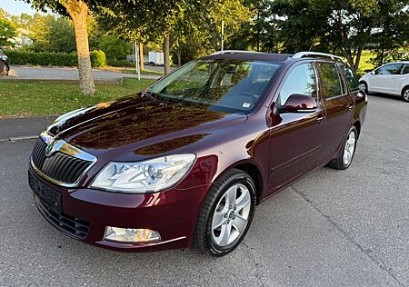 Skoda Octavia Combi Elegance!1 Hand!111000 km!DSG!AHK!