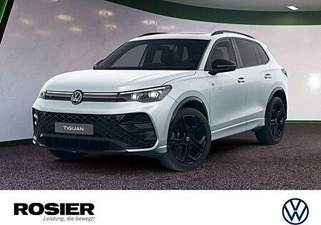 VW Tiguan Volkswagen R-Line 2,0 l TDI 4MOTION DSG AHK STANDHZ.