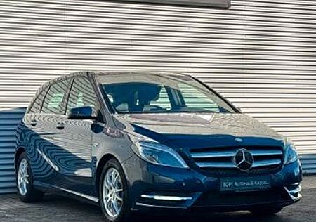 Mercedes-Benz B 180 *BI-XENON/PANORAMA/NAVI/HARMAN-KARDON/