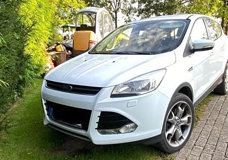 Ford Kuga gebraucht kaufen Ford Kuga 2,0 TDCi 4x4 110kW Titanium Titanium