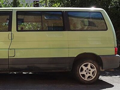 Volkswagen T4 Caravelle 2,5-l-Diesel TDI 75kW Standard