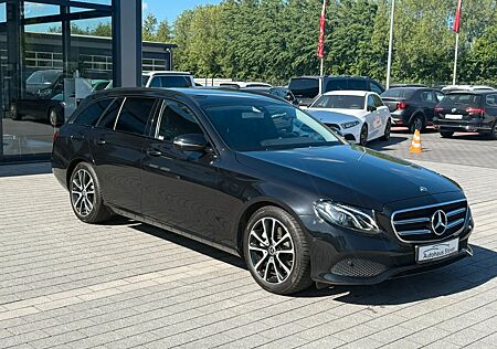 Mercedes-Benz E 200 T-Modell ,Navi,Sitzh.