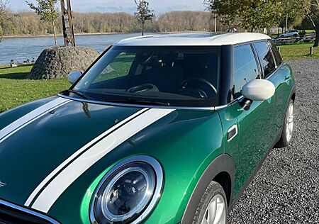 Mini Cooper Clubman Cooper Essential Trim Automat...