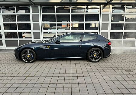 Ferrari FF