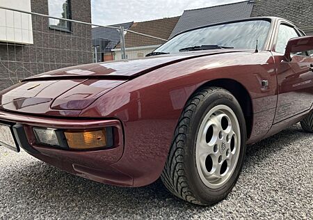 Porsche 924